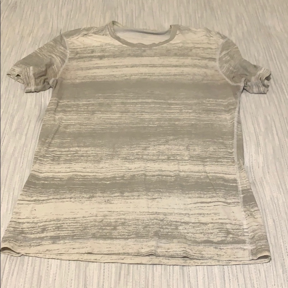 Lulu V neck